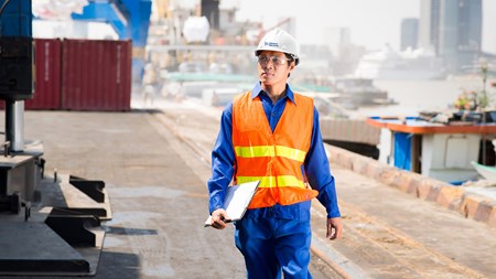 Marine Loading Unloading Safety Checks