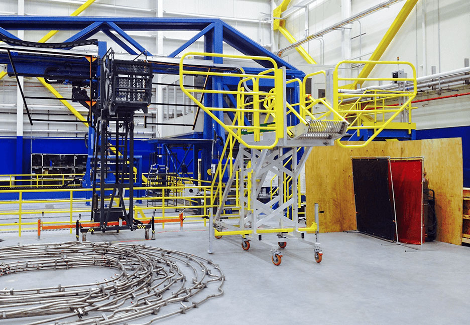 Fuselage-Rolling-Maintenance-Platform-