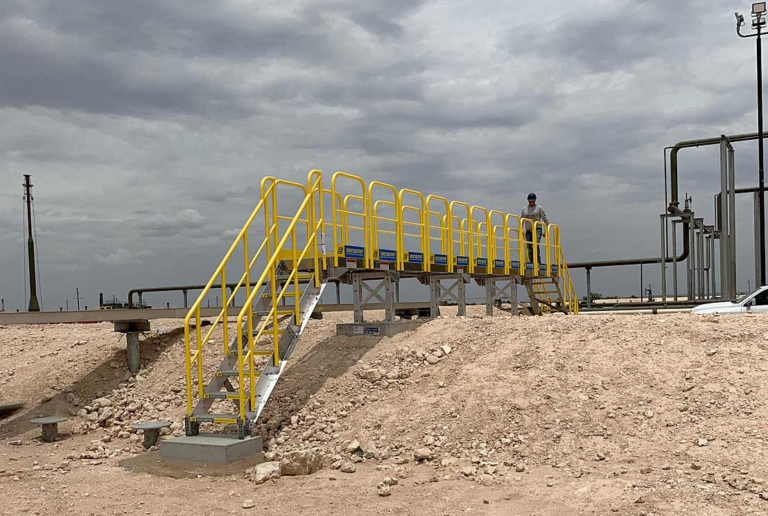 Project Profile - Pipe Crossovers and Valve-Access Platforms for New ...