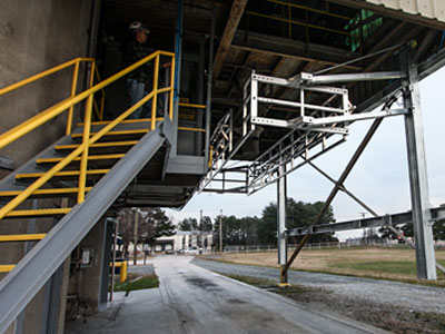Field Adjustable Articulating Handrail