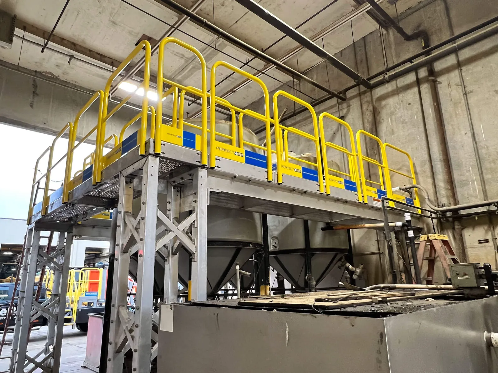 ErectaStep Tank Access Platform