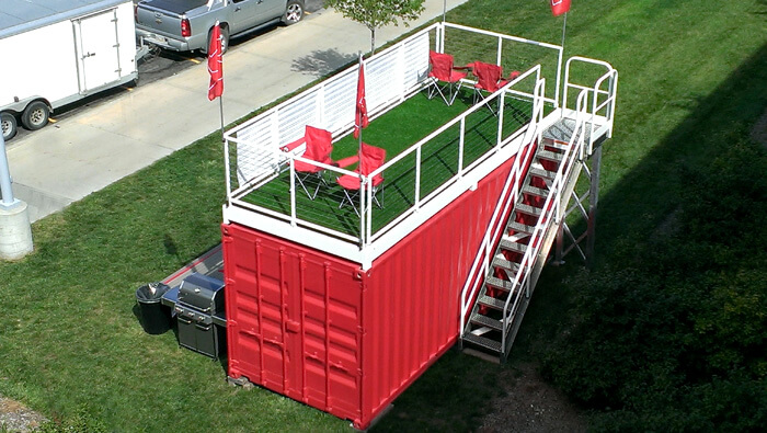 Access stairs for mini house unit