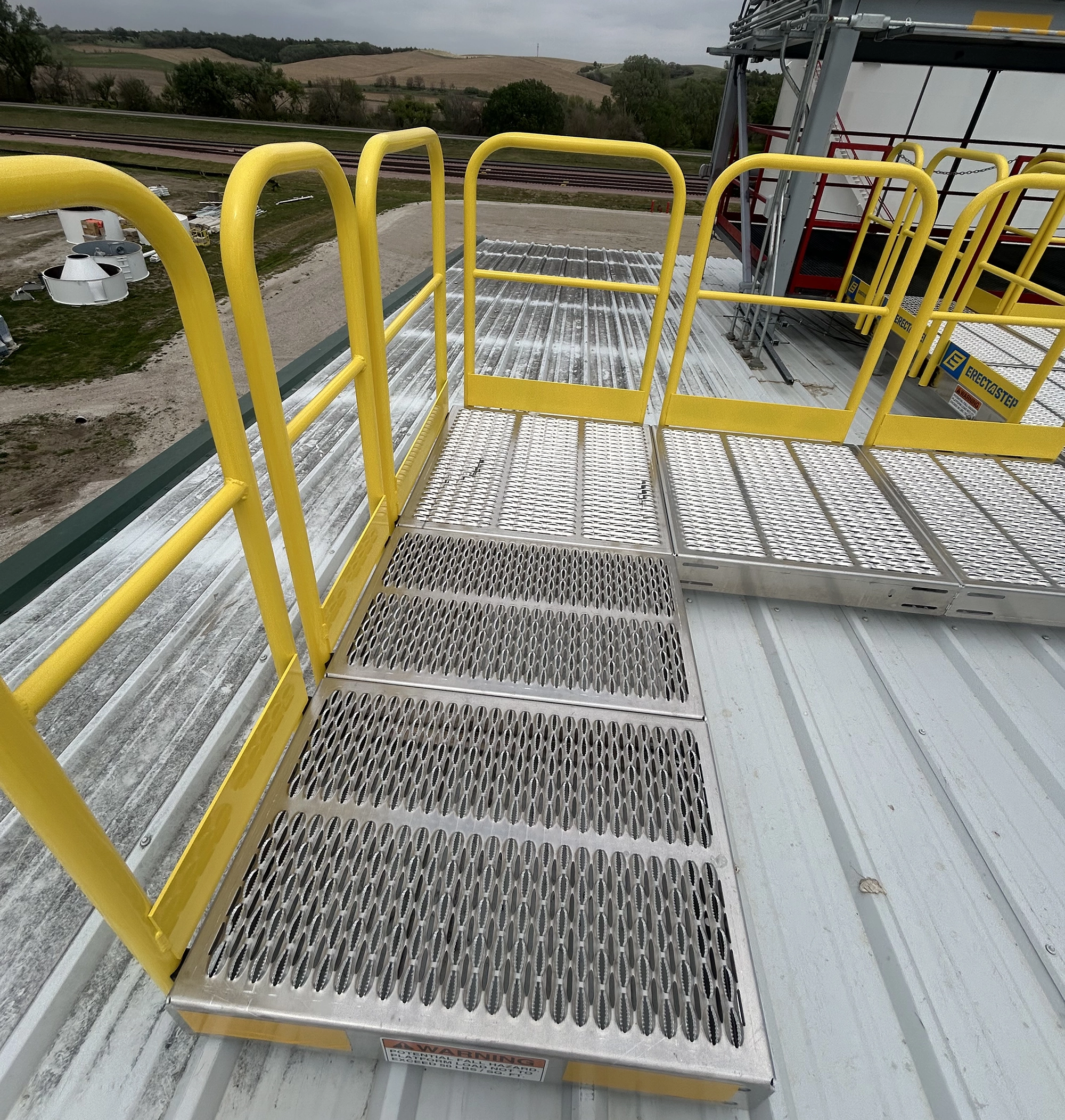 Modular Rooftop Platform System Improves Safe Access at Midwest Ethanol Plant.