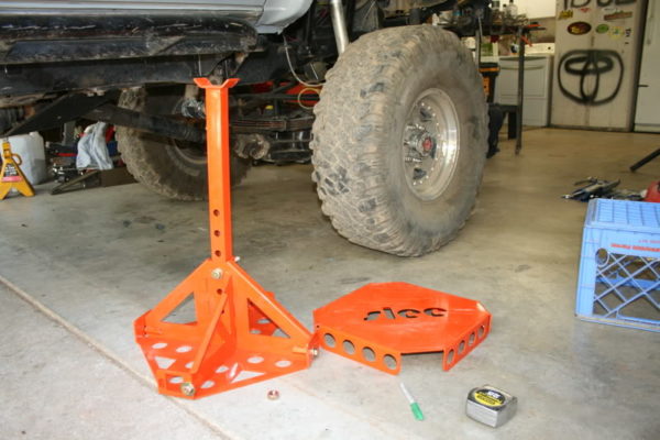 Jack stand 2