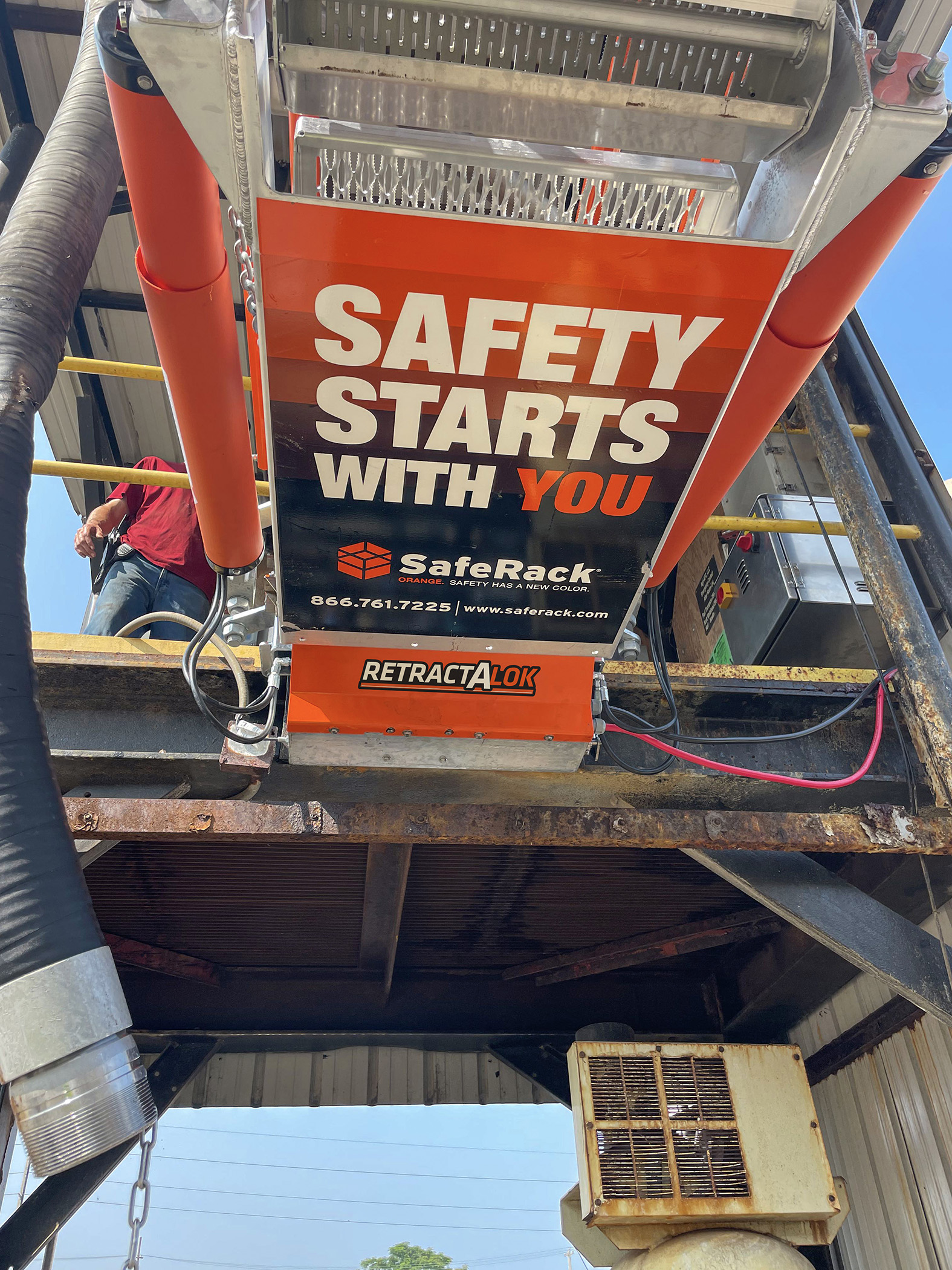 GX SAS Gangway with RetractaLok