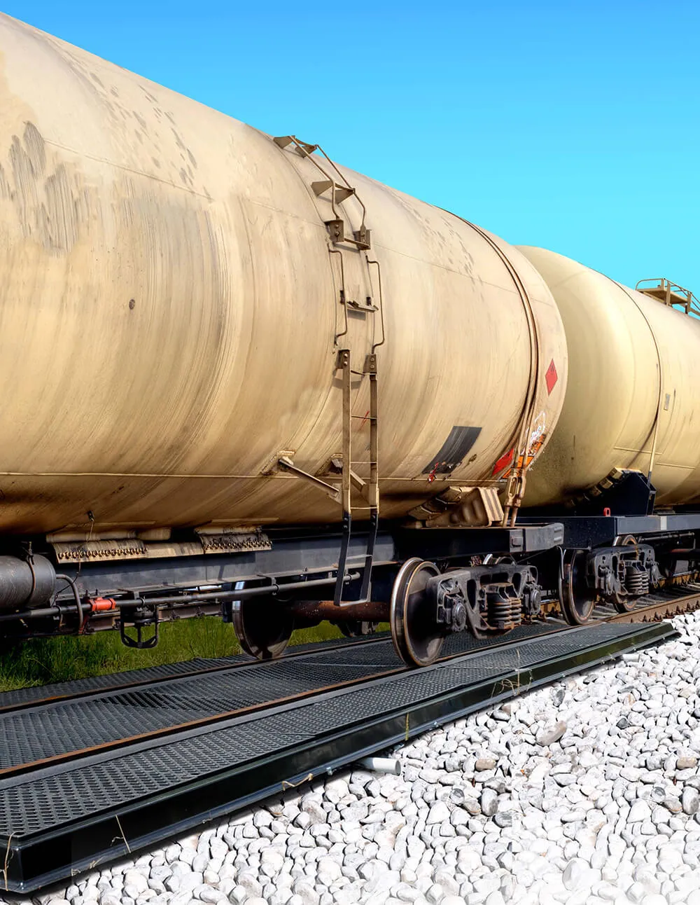railroad-spill-containment-track-pan