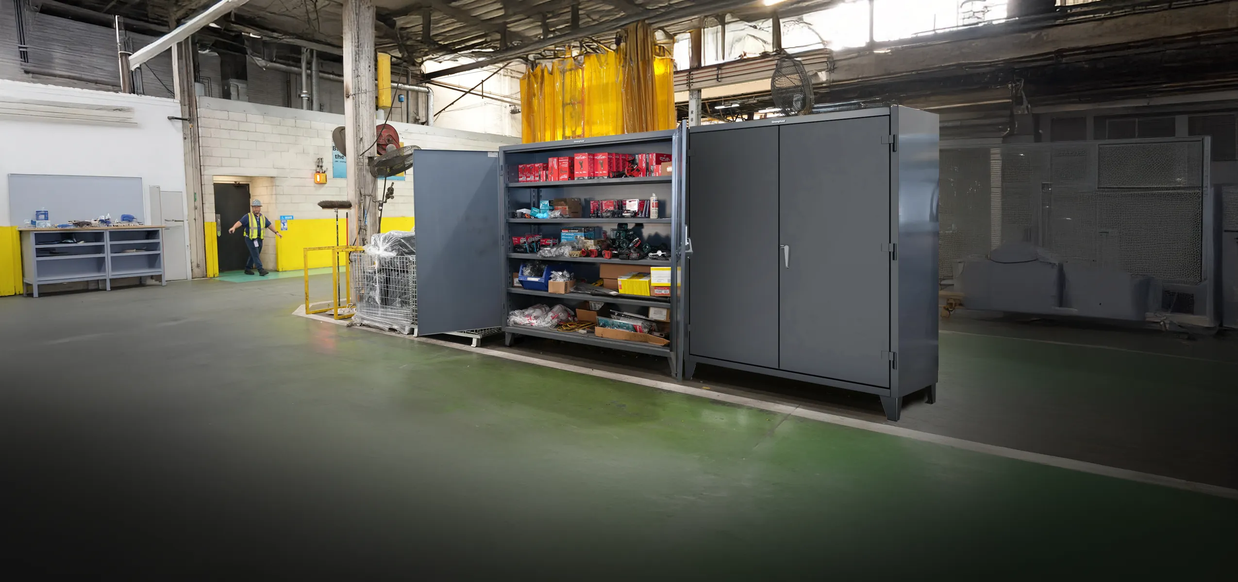 Cabinets & Workstations banner 1