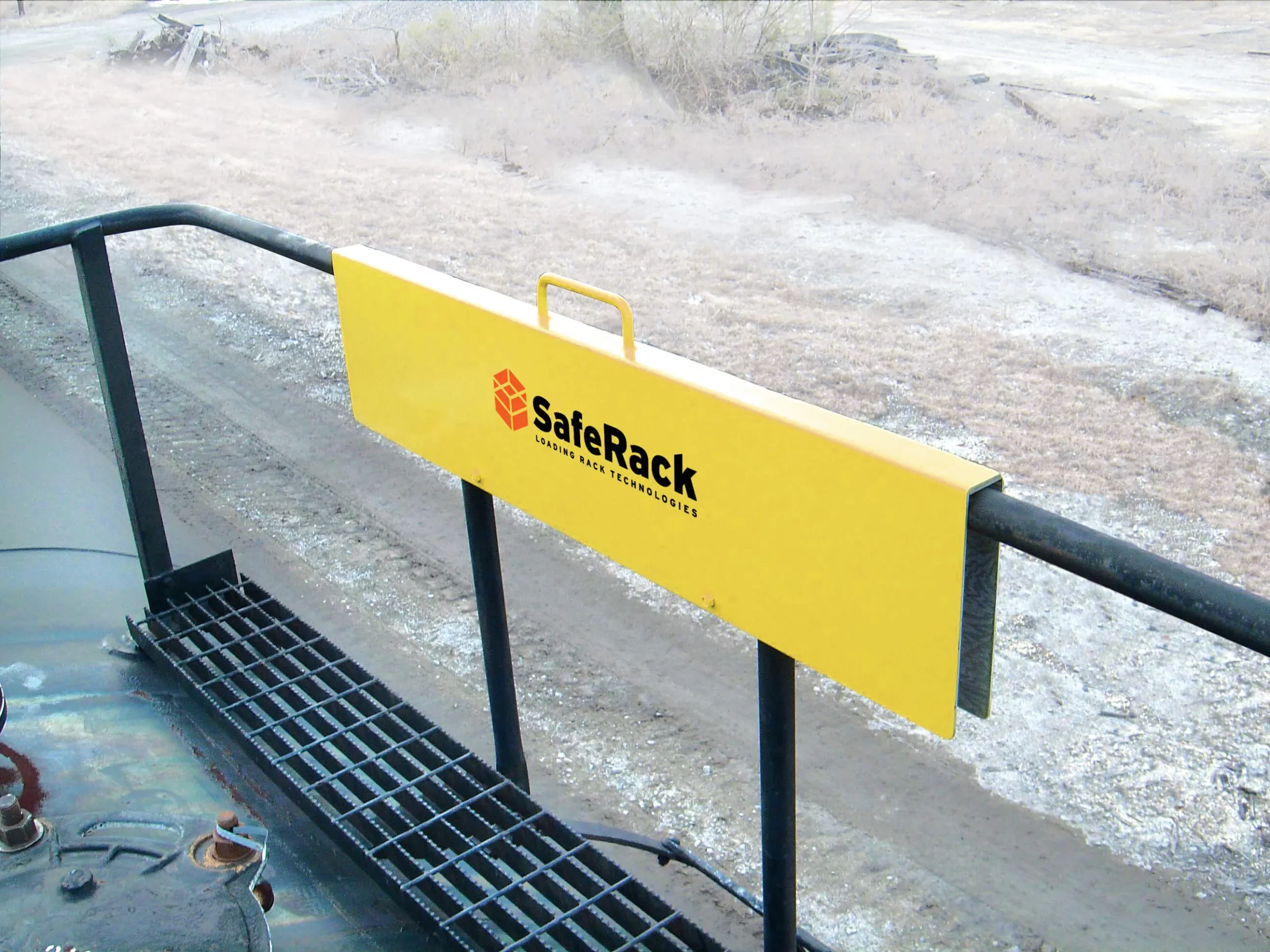 Tank car safety gate